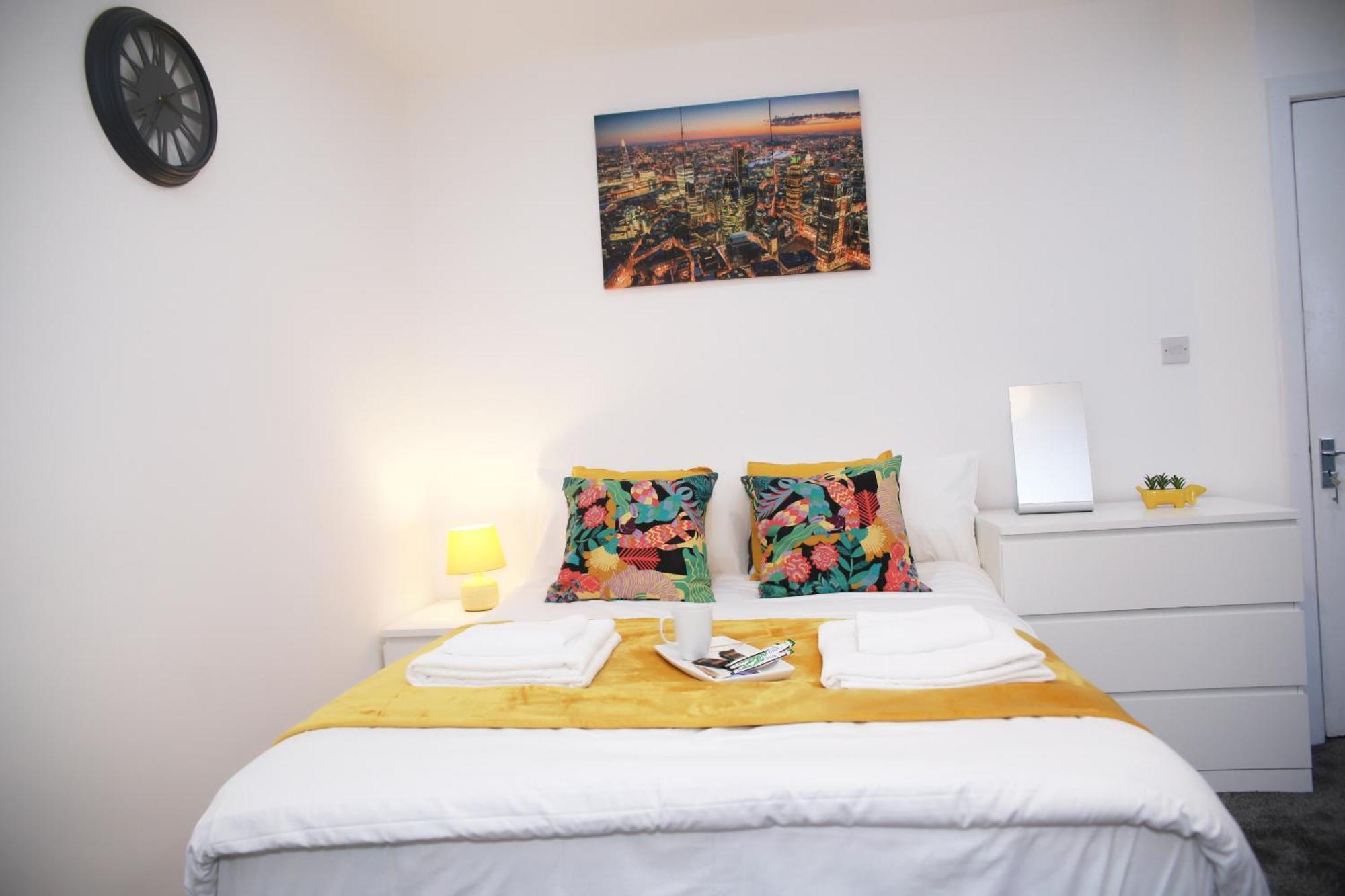 South Harrow Apartment لندن المظهر الخارجي الصورة